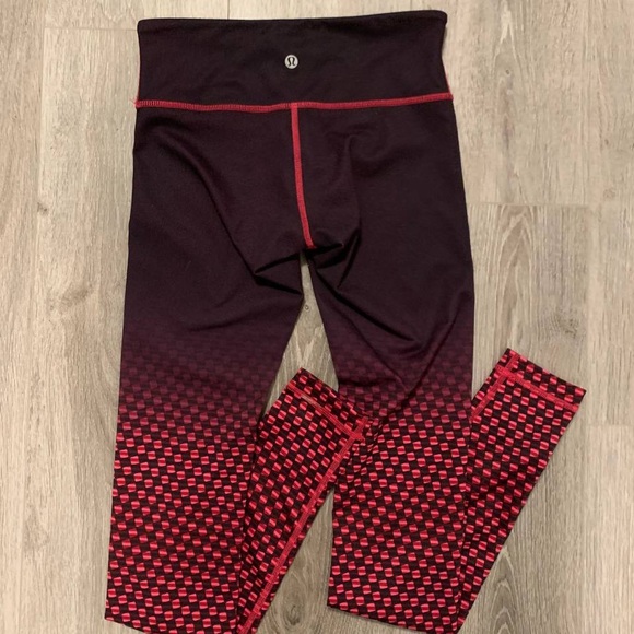 Lululemon Wunder Under Limit Edition Deep Dive Ombre Print Leggings Pink size 4 - Picture 4 of 9